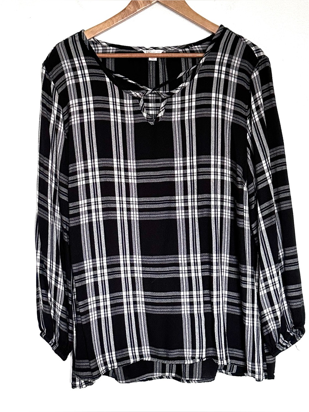 Cato Plus Shirt Women’s Size 18/20W Black White Plaid 3/4 Sleeve Blouse Top